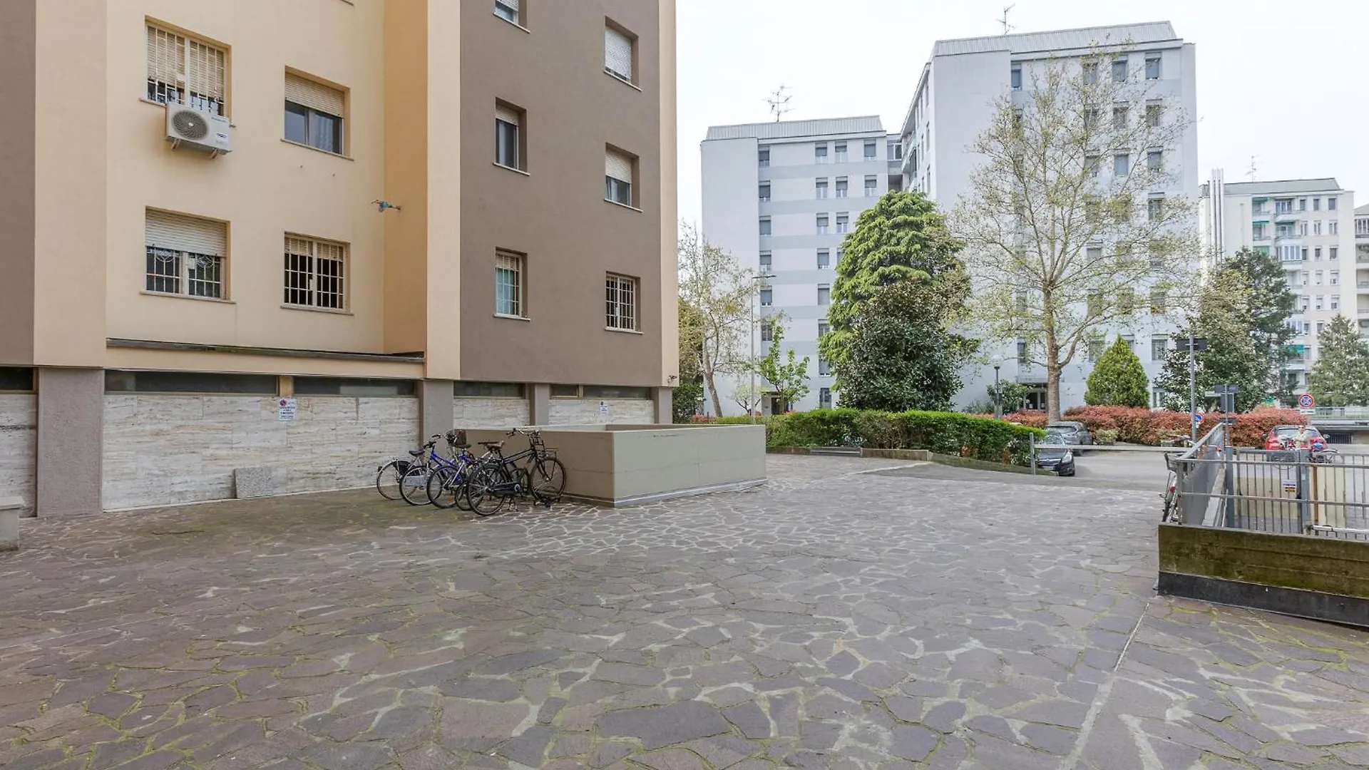 Apartmán Guesthost - Maggiore Hospital & Ara Stadium X4 Boloňa